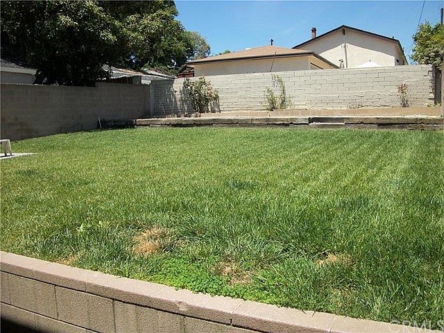 2nd image of 5113 W 142nd St