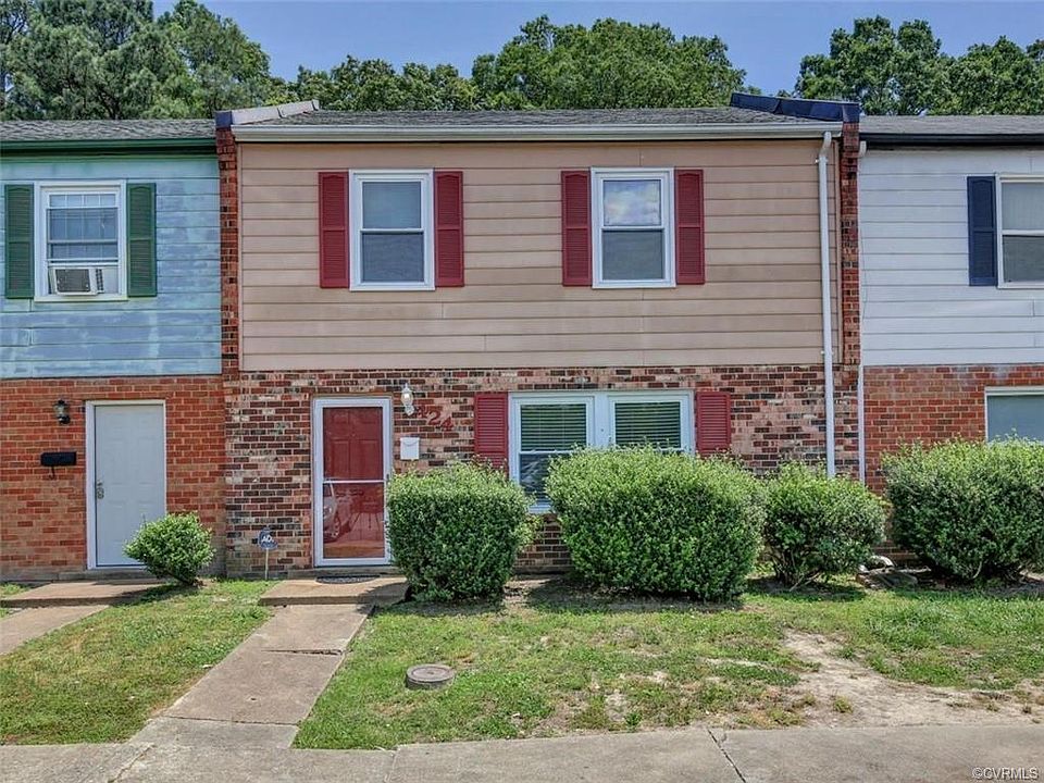 1st image of 424 Woodpost Dr #424