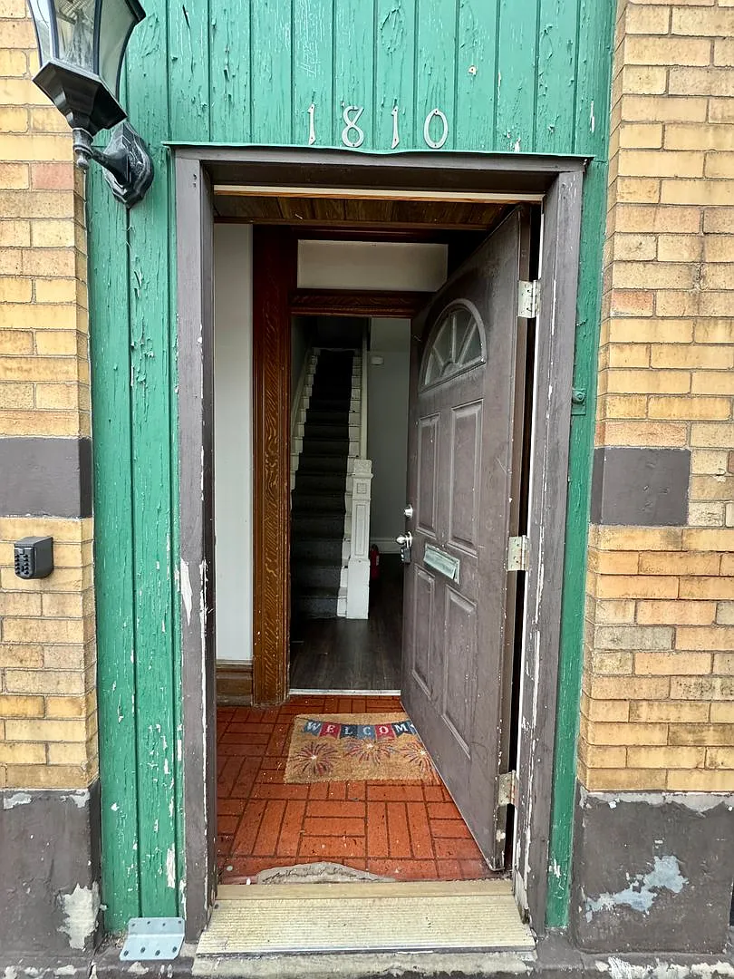 1810 Brownsville Road (LO) Commercial — Photo 3