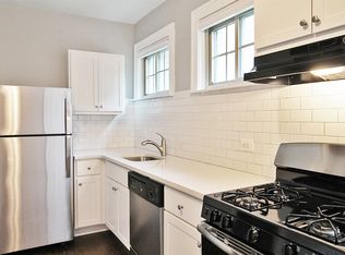 305 S Oak Park Ave #315-3N, Oak Park, IL 60302