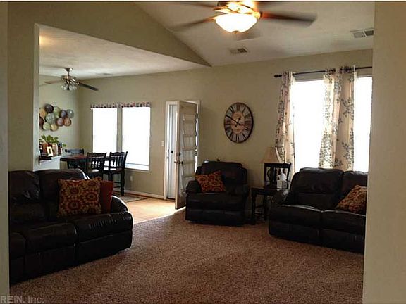 3rd image of 2004 Woodshire Way