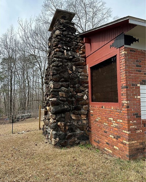 2nd image of 2330 Outing Club Rd