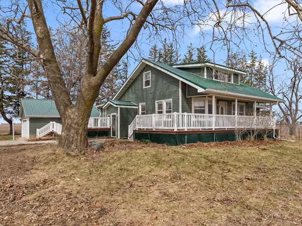 2145 Delta Ave, West Branch, IA 52776