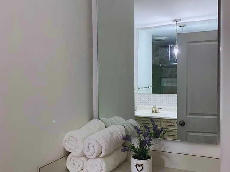 Bathroom Stocked with Soft, Fresh Towels.