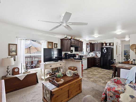 4th image of 1475 Green Acres Rd Space 148