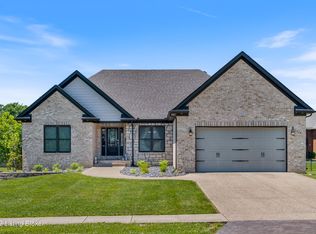 193 Saint Andrews Way, Shepherdsville, KY 40165