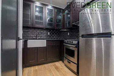 Rented by Nicole James, LREB