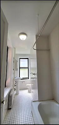 Rented by Bond New York | media 5