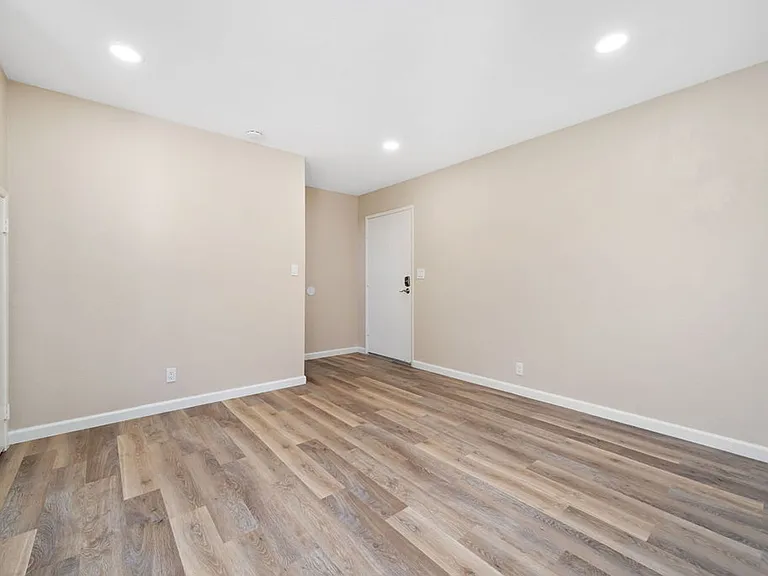 1249 Palm St — Photo 5
