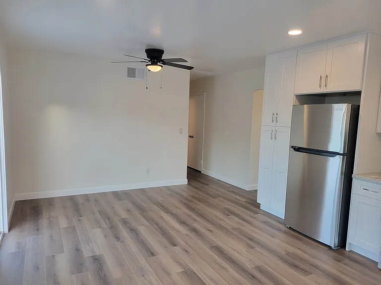 7756 Embry Ct — Photo 14