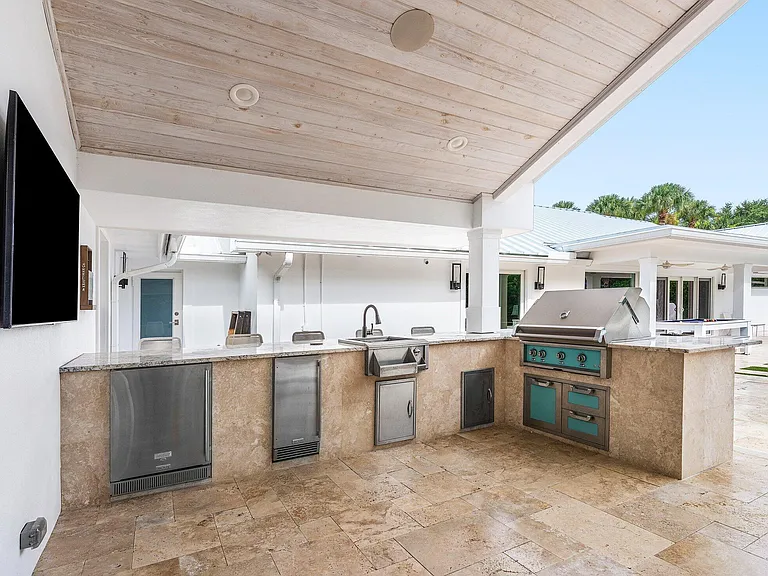 11863 Lake Shore Pl — Photo 46