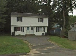 11-15 Wisteria St, Springfield, MA 01119