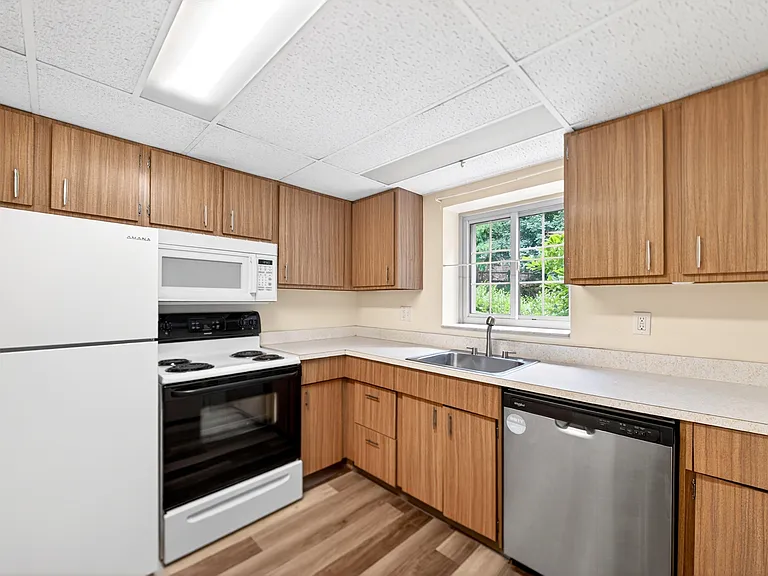 301 Bigham St #7 — Photo 13