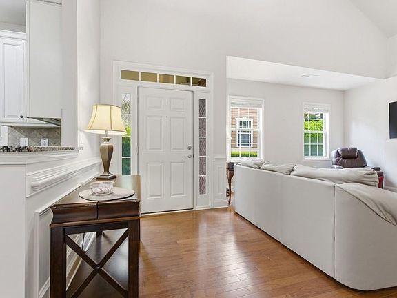 3rd image of 1945 Brannon Commons Cir