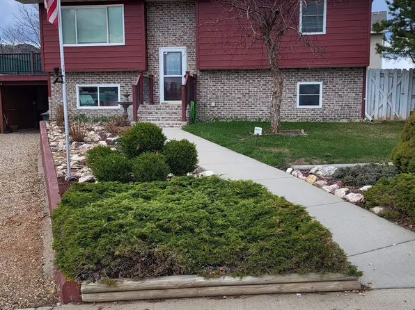 2617 Badger Dr, Sturgis, SD 57785