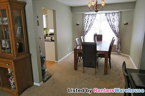 3rd image of 1848 Bromley Dr
