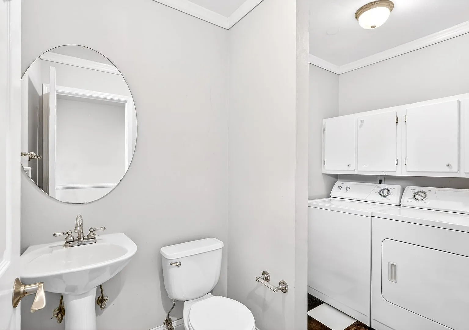 Great Location! 2 bedroom, 2.5 Bathroom Townhouse in Orchard Hills!! — Photo 3