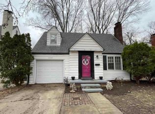 1724 SW Randolph Ave, Topeka, KS 66604