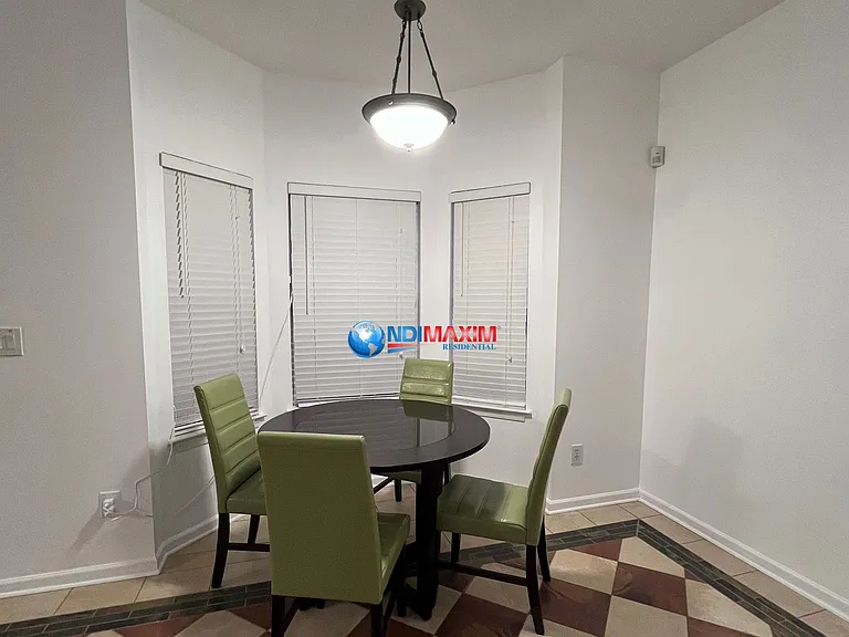 4066 Parkway Cir — Photo 8