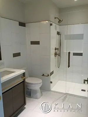 Rented by Kian Realty | media 12