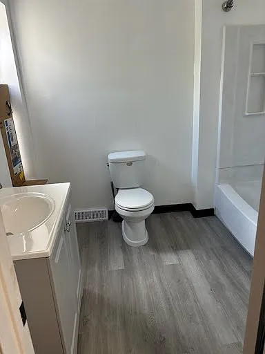 929 N Spruce St — Photo 5