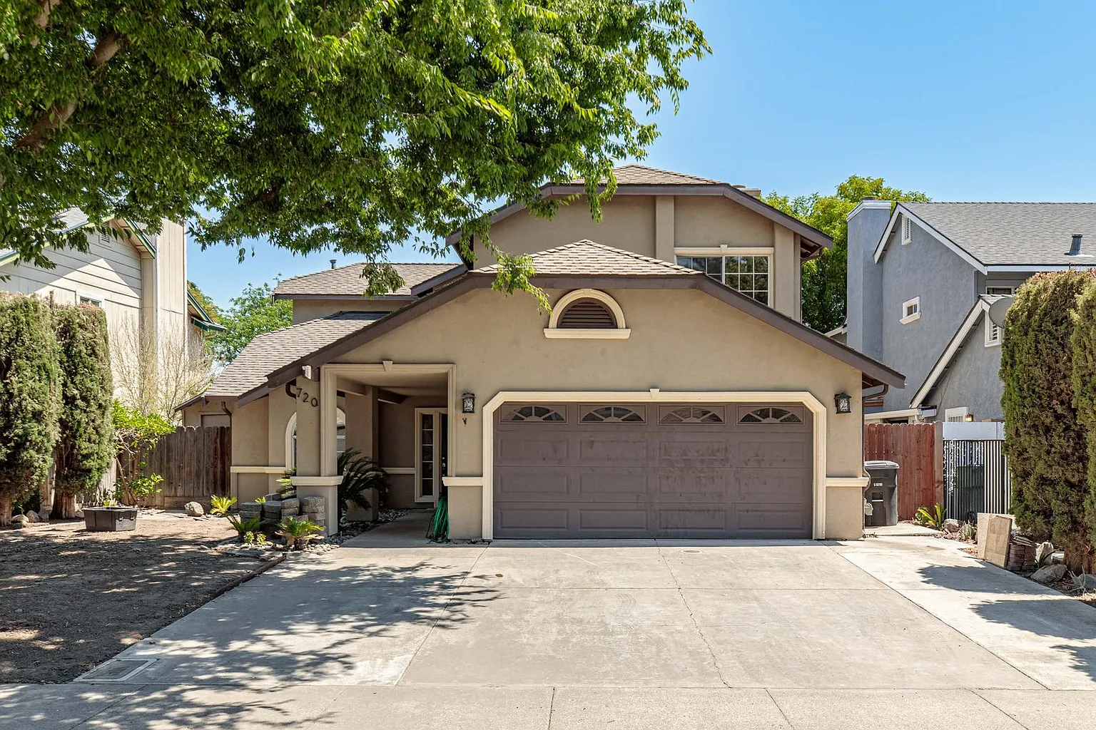 720 Spindale Dr photo 1