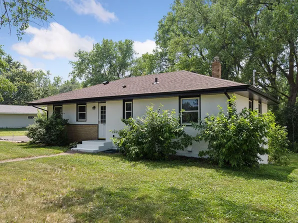 2107 Hazelwood St, Saint Paul, MN 55109