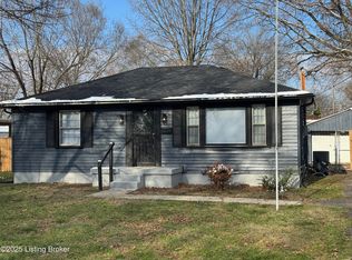 2709 Pioneer Rd, Shively, KY 40216