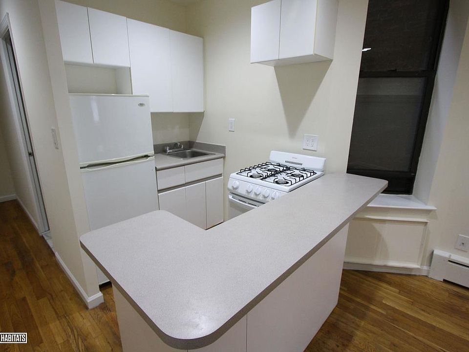 2nd image of 423 E 75th St APT 2A