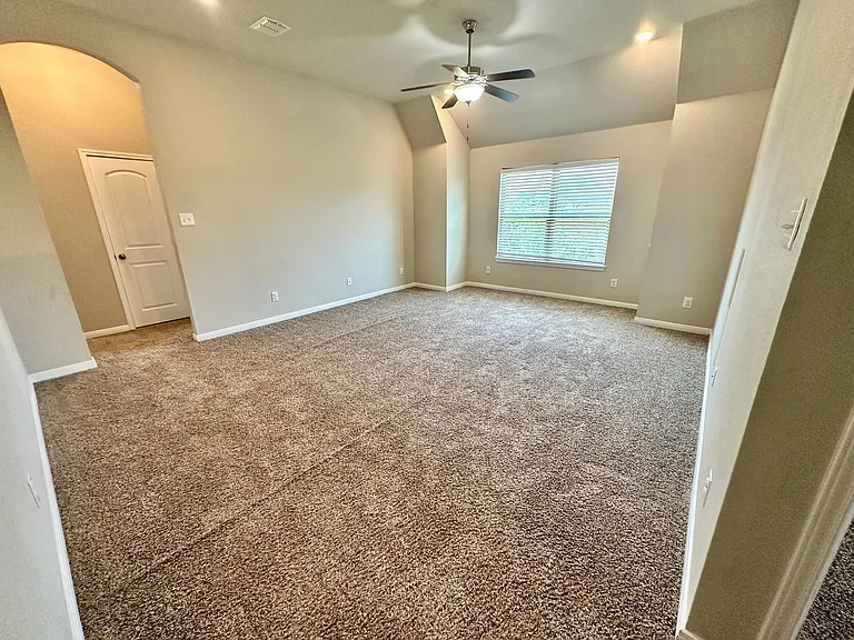 10612 Langham Dr — Photo 12