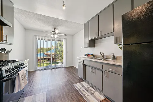 Dwell Apartment Homes Photo 1