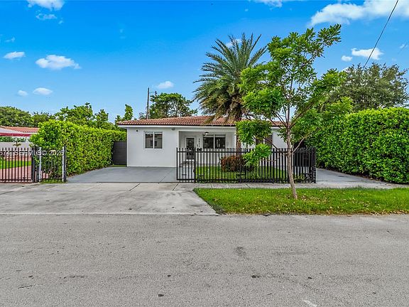 3rd image of 3855 SW 1st St