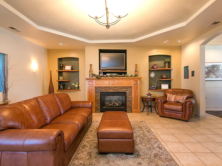 Rose Vista Apartments — Photo 21