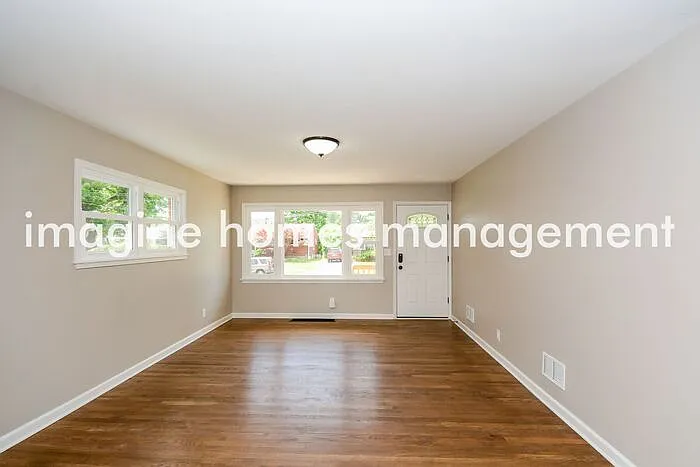 1264 Nordica Ln — Photo 3