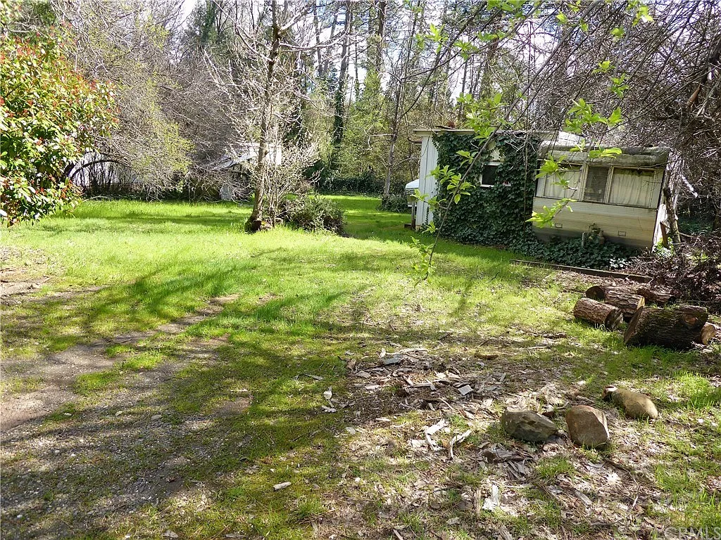 1614 Walnut Ln photo 1