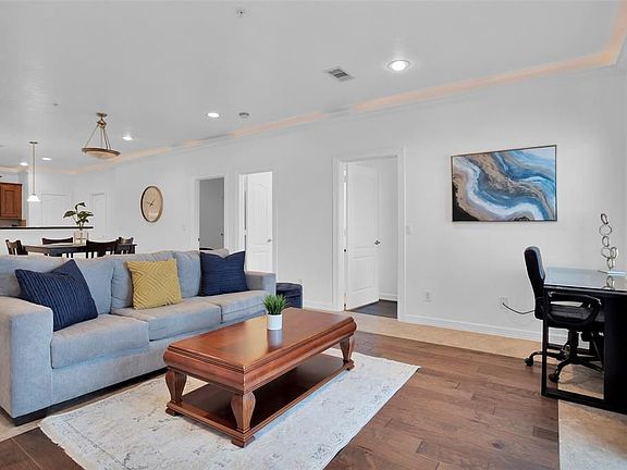 3rd image of 7037 Kingston Cove Ln Unit 315