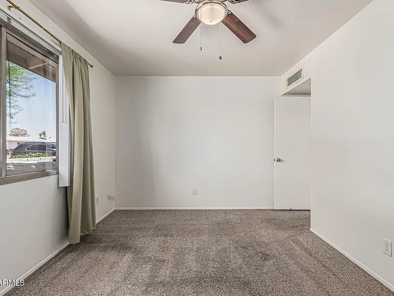1213 E Riviera Dr — Photo 21