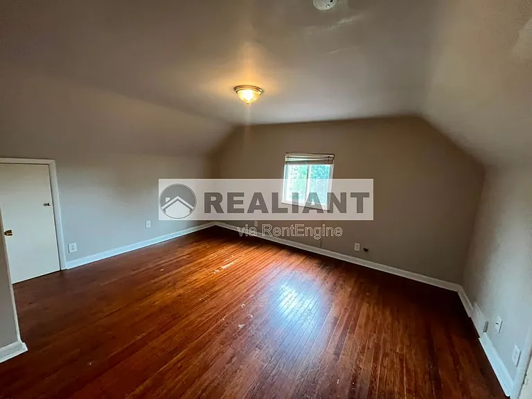 2380 N Fort Thomas Ave #2 — Photo 5