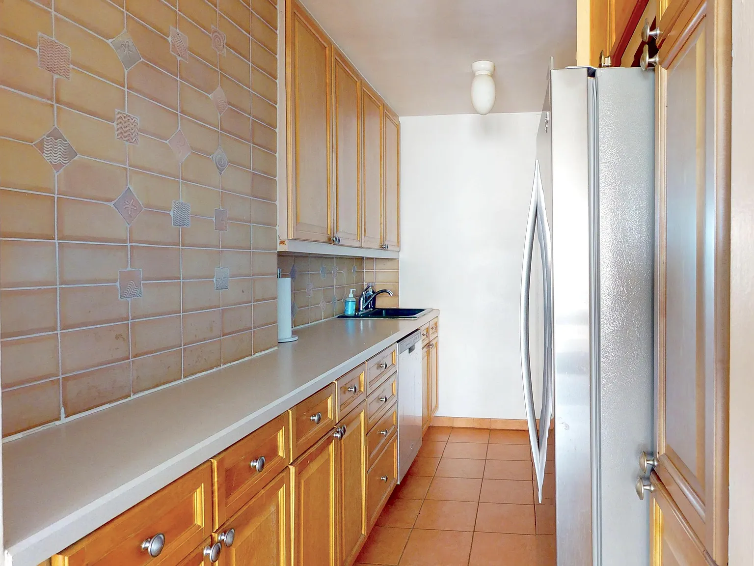 343 East 30th Street — Photo 4