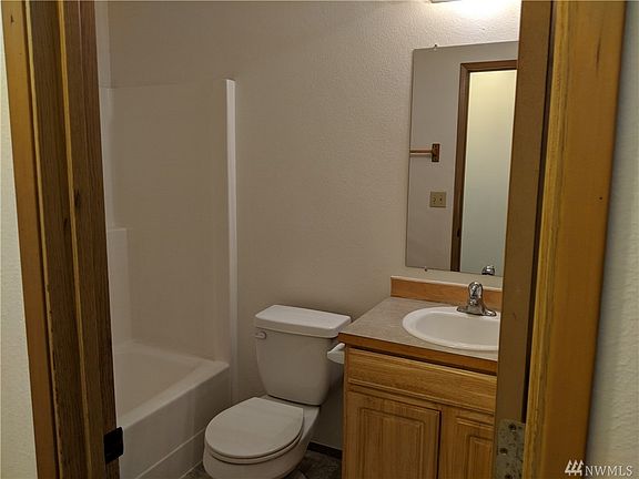 5th image of 3613 3615 217th St E
