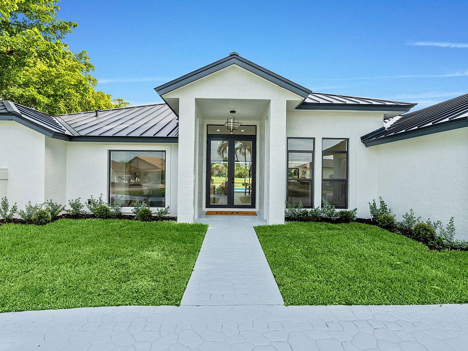 1st image of 11320 Boca Woods Lane