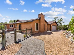 107 Juniper Rd, Placitas, NM 87043