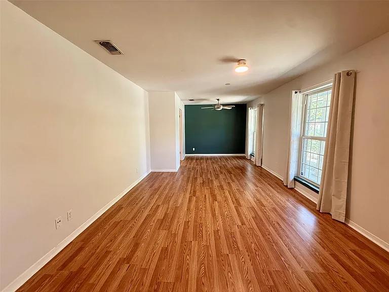 6301 Emory Ln — Photo 7