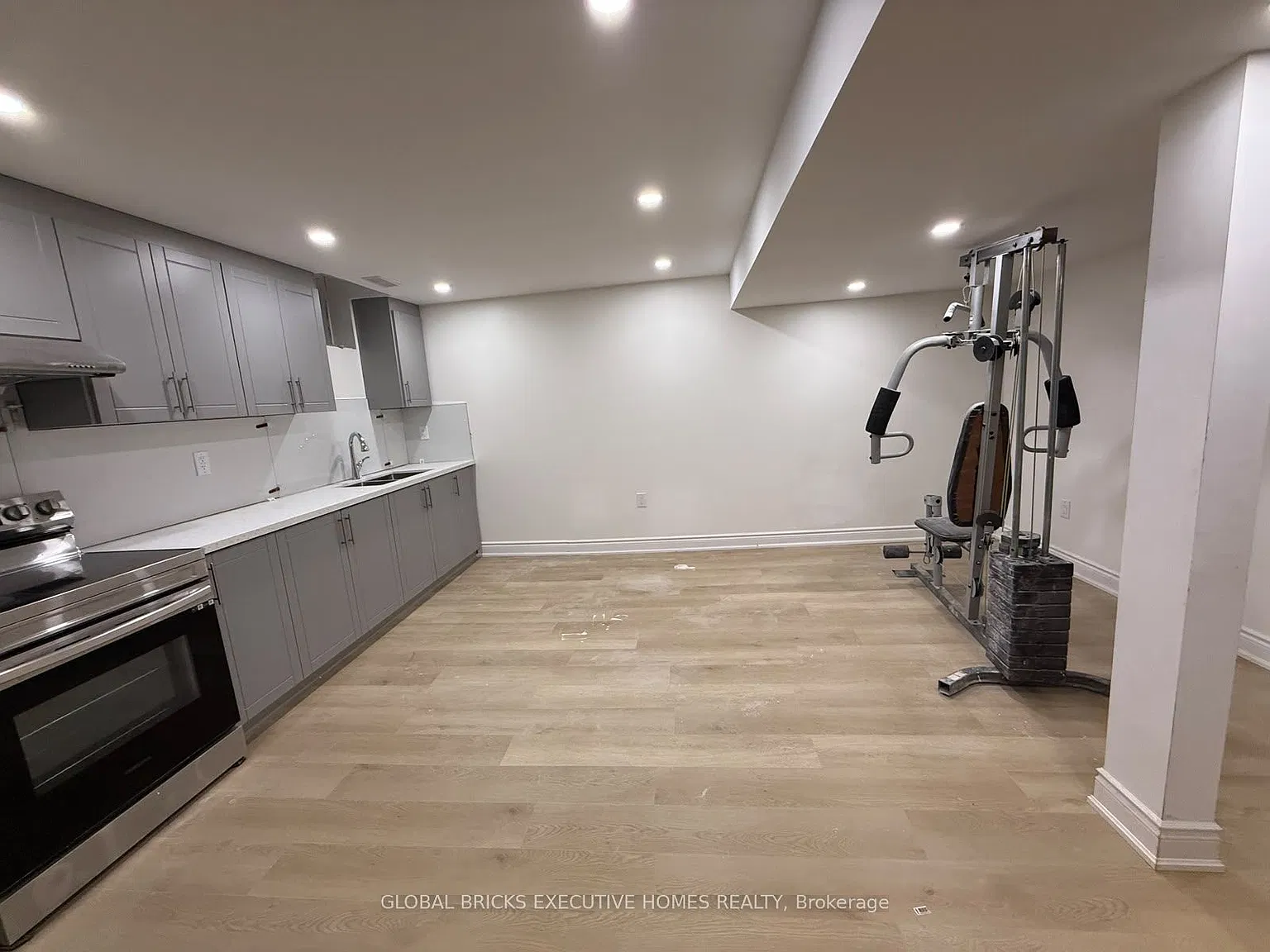 2 bed, $2,000 — Photo 4