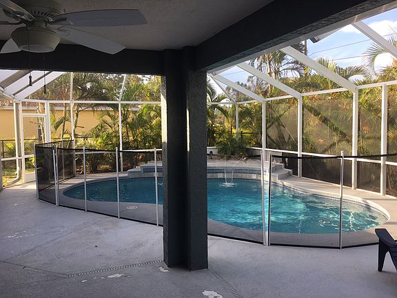 4th image of 128 SW Pilsner Cir