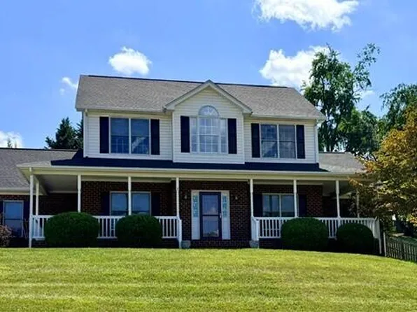 5240 Dresden Cir, Roanoke, VA 24012