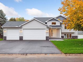 38555 9th Ave, North Branch, MN 55056