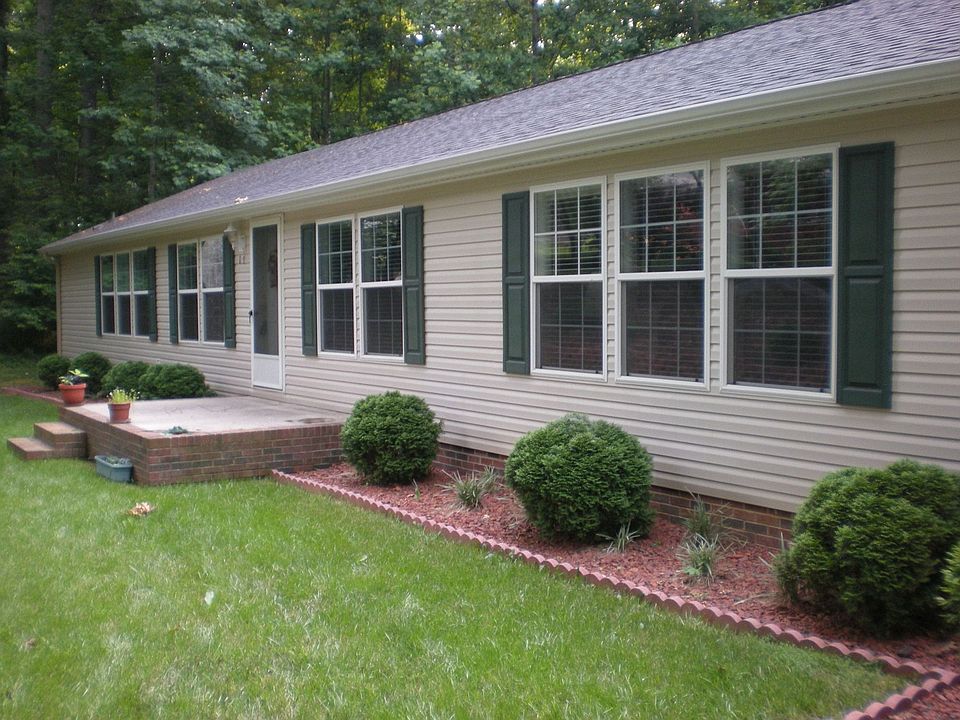 Beautiful Wooded Setting
