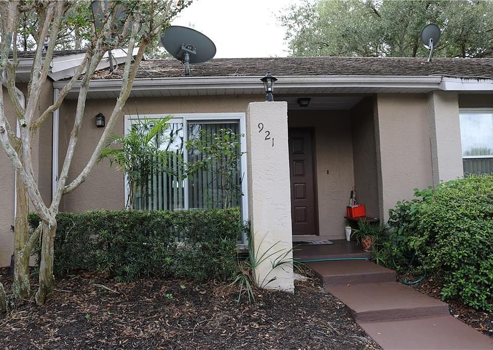 1st image of 921 Pebble Creek Cir