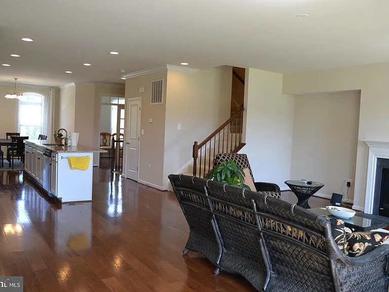 6707 Pinchot Ln — Photo 6